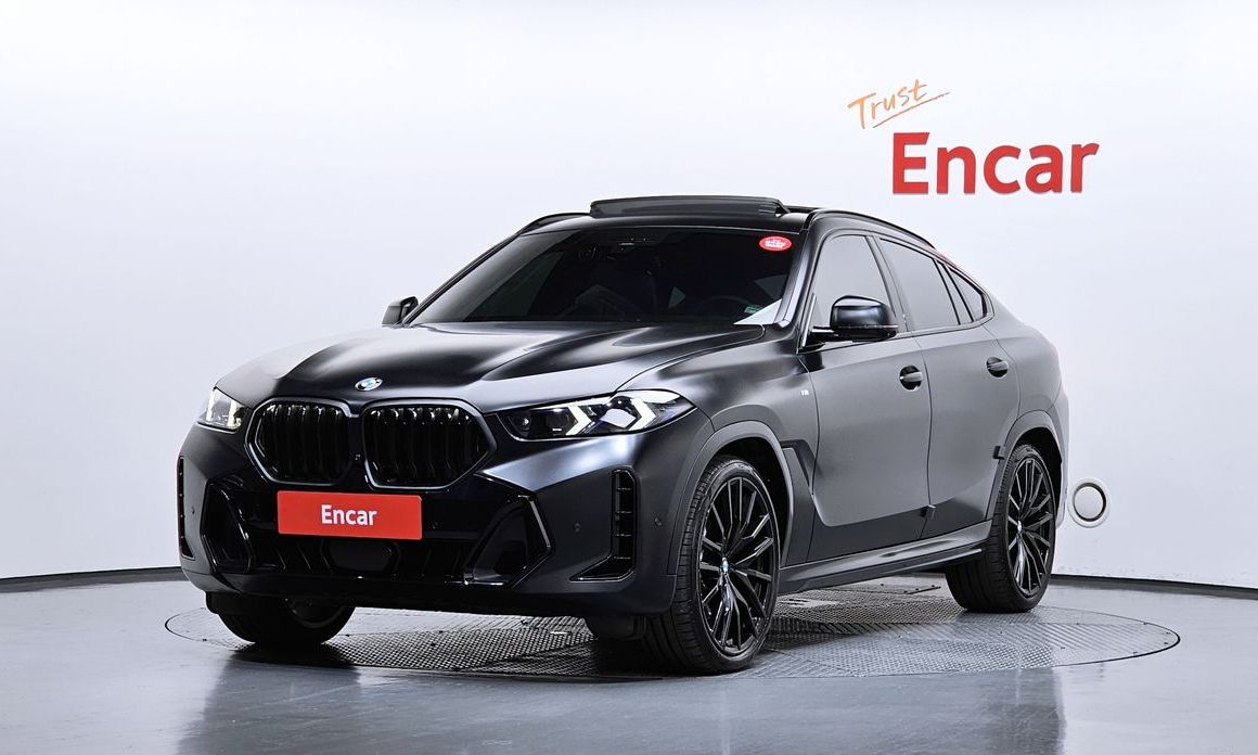 BMW X6 xDrive40i M Sport, 2025
