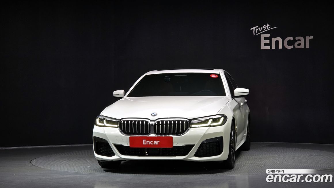 BMW 5-Series 520i M Sport, 2022