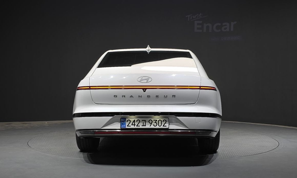 Hyundai Grandeur 2,5 Gasoline 2WD, 2023