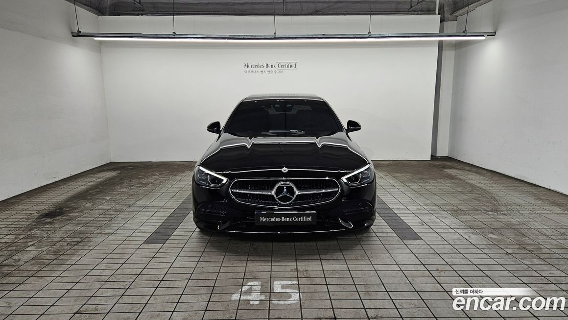 Mercedes-Benz C-Class C300 4MATIC Avantgarde, 2024