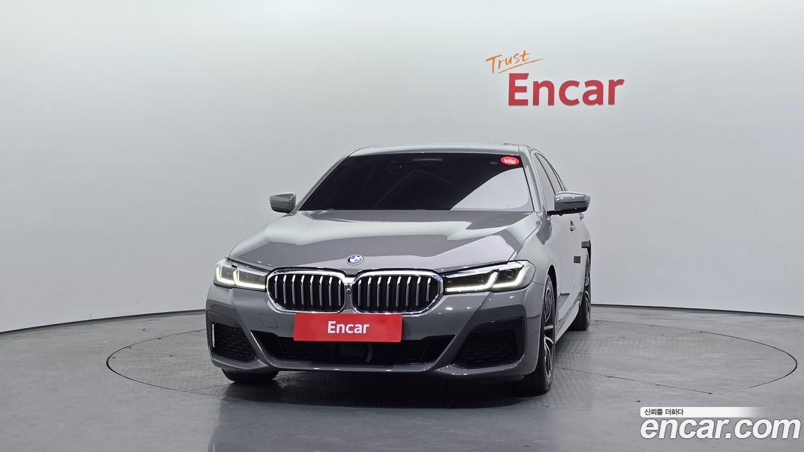 BMW 5-Series 520i M Sport, 2022