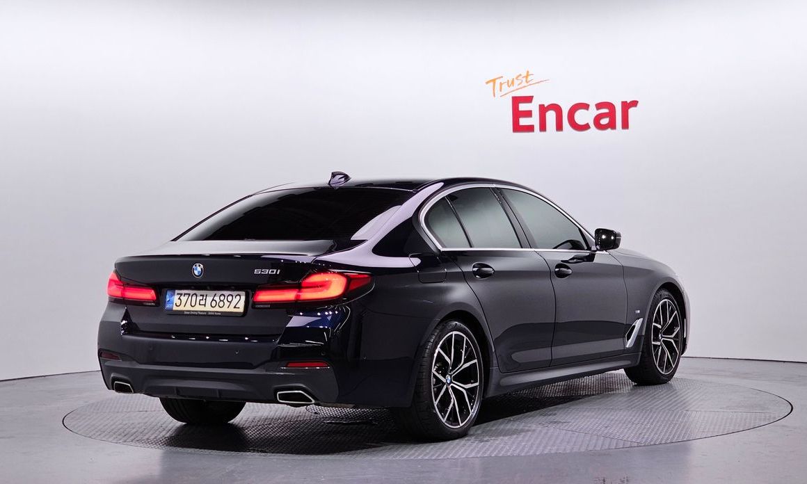BMW 5-Series 530i M Sport Package, 2022