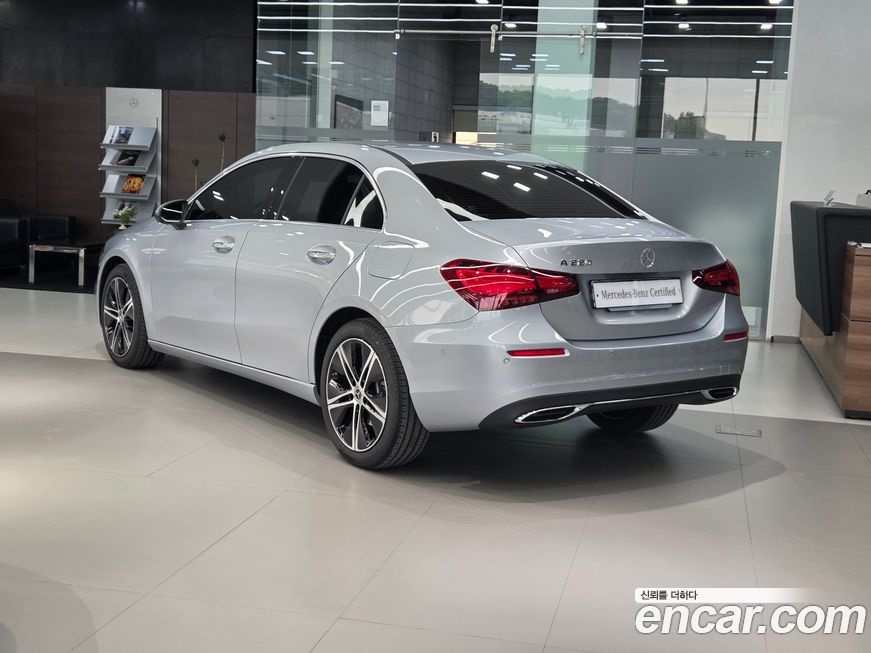 Mercedes-Benz A-Class A220 Sedan, 2025
