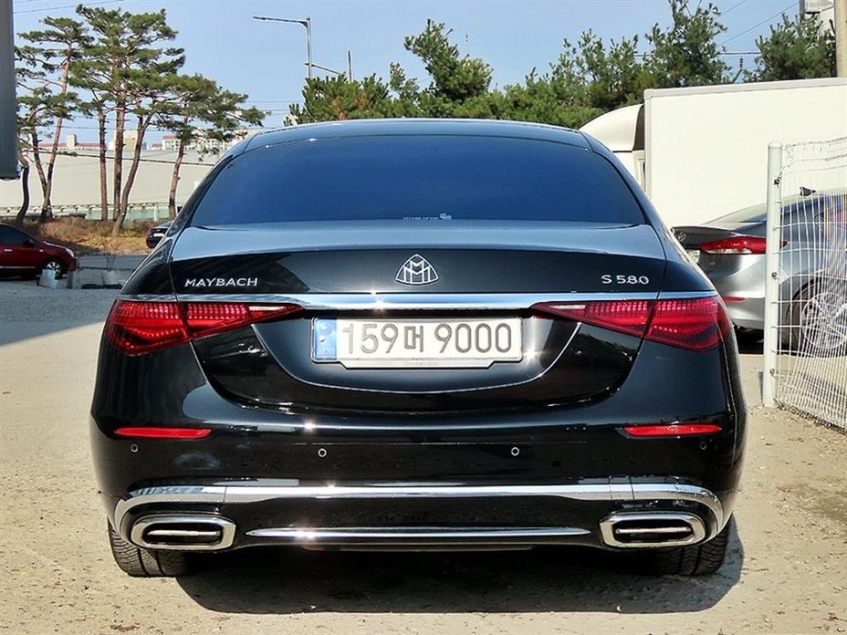 Mercedes-Benz S-Class Maybach S580 4MATIC, 2024