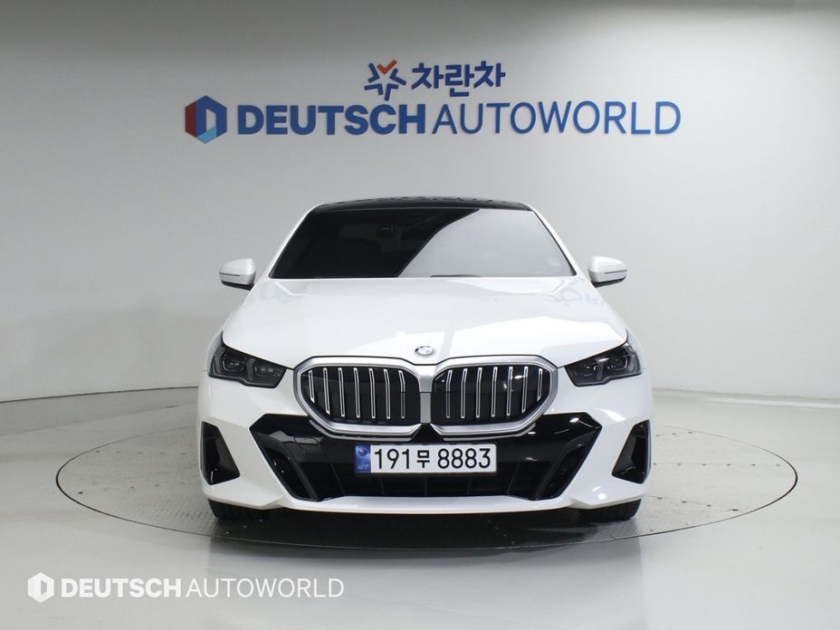 BMW 5-Series 520i M Sport, 2024