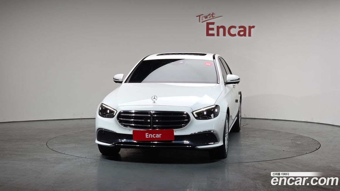 Mercedes-Benz E-Class E220d 4MATIC Exclusive, 2022