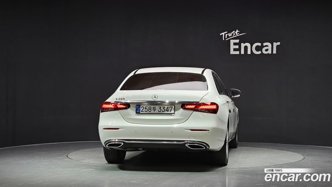 Mercedes-Benz E-Class E250 Exclusive, 2022