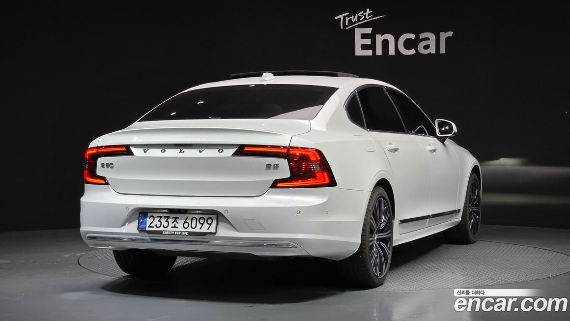 Volvo S90 B5 Ultimate Bright, 2024