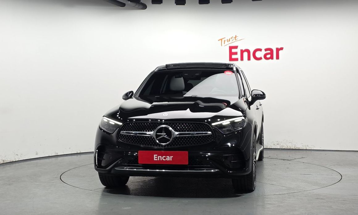 Mercedes-Benz GLC-Class GLC300 4MATIC AMG Line, 2025