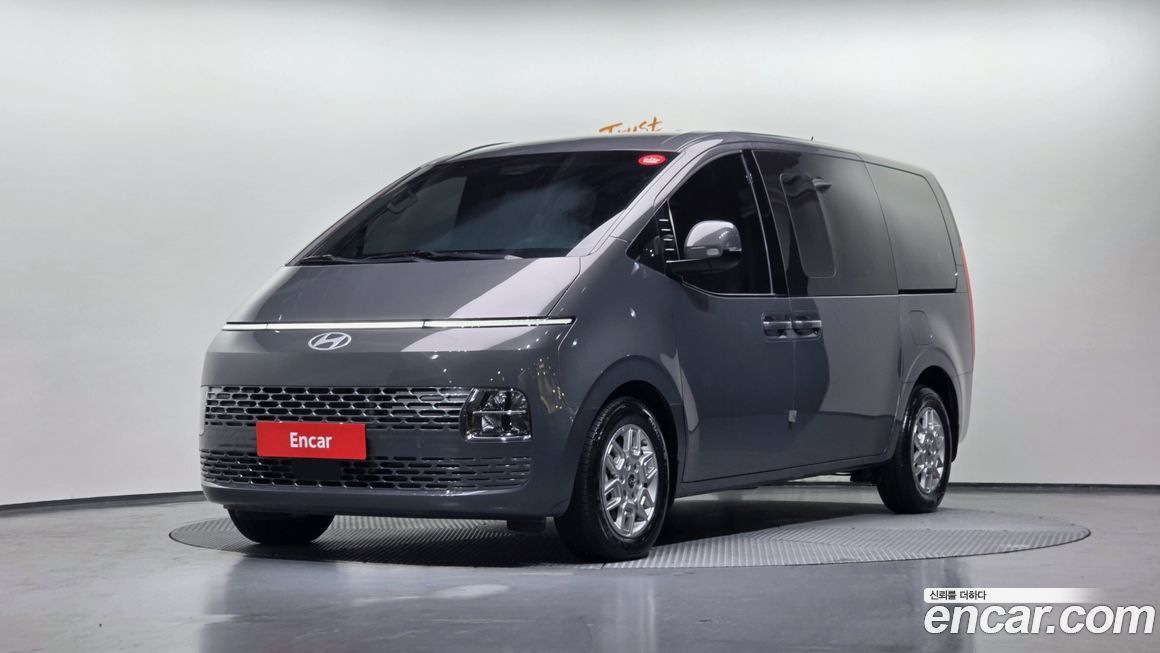 Hyundai Staria Cargo 5-Seater, 2025