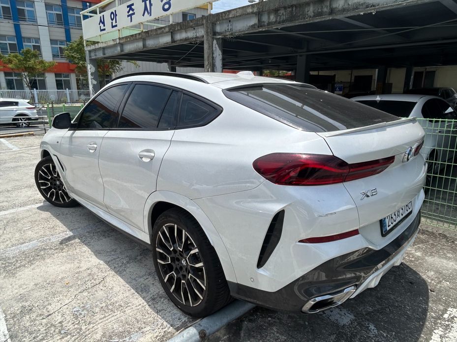 BMW X6 xDrive40i M Sport, 2024
