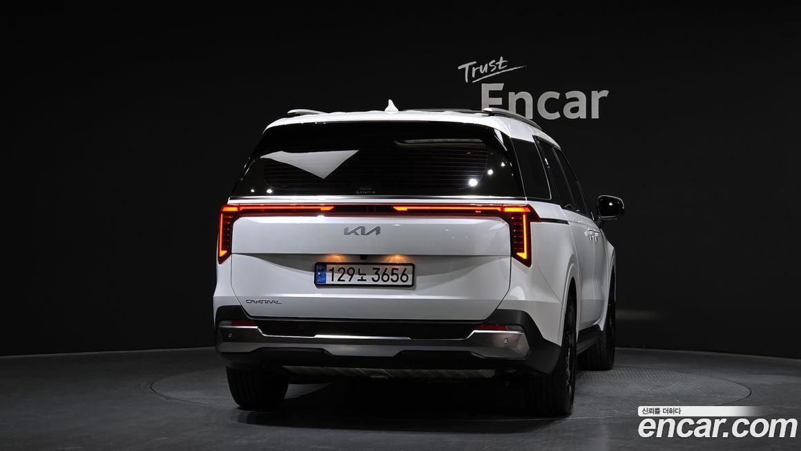 Kia Carnival 7-Seater Noblesse, 2025