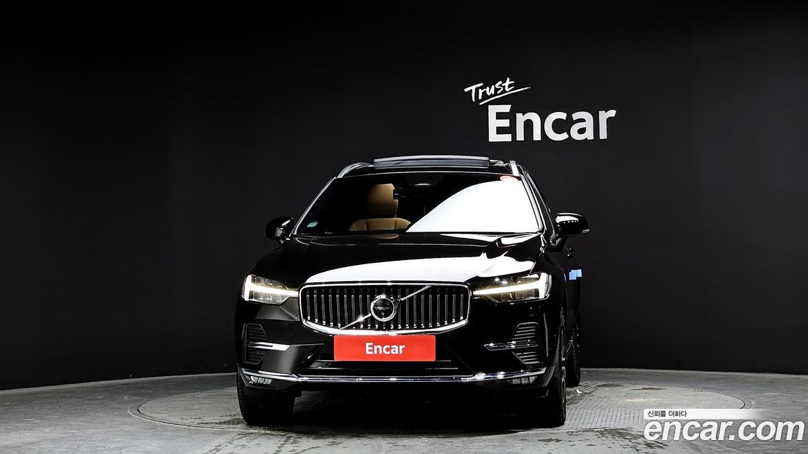 Volvo XC60 B6 Ultimate Bright, 2024