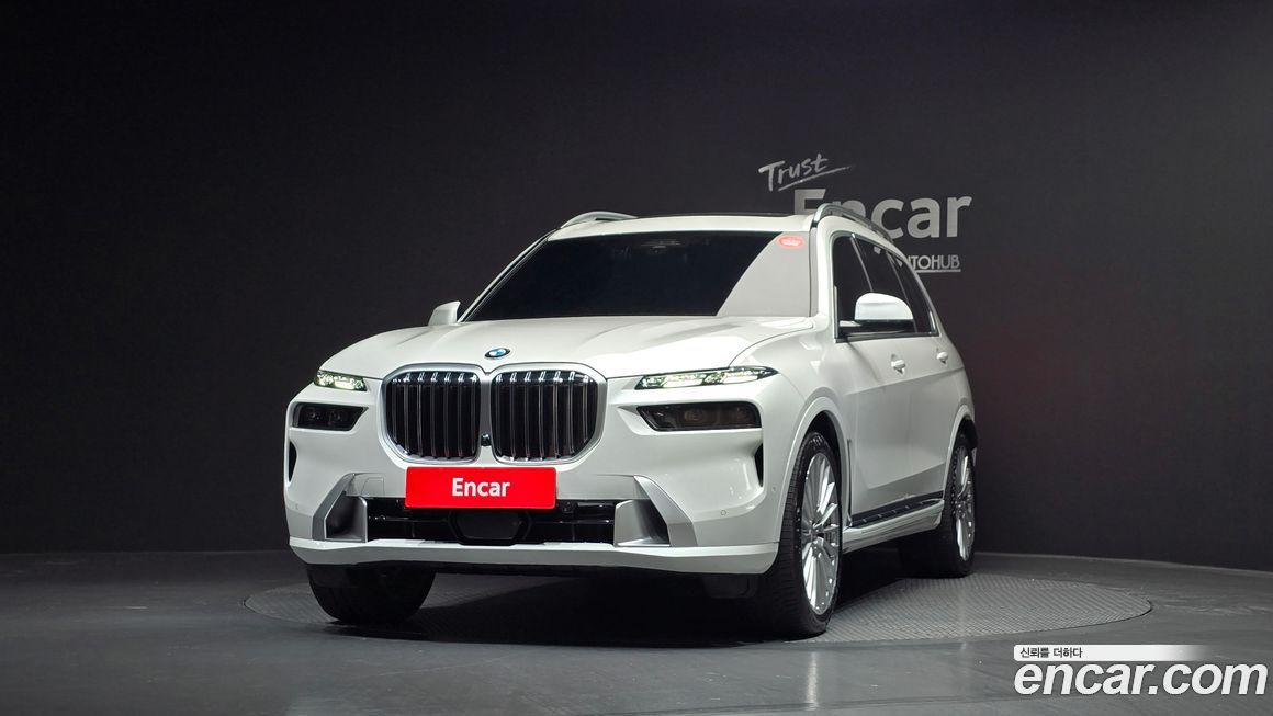 BMW X7 xDrive 40i Design Pure Excellence 7-Seater, 2025