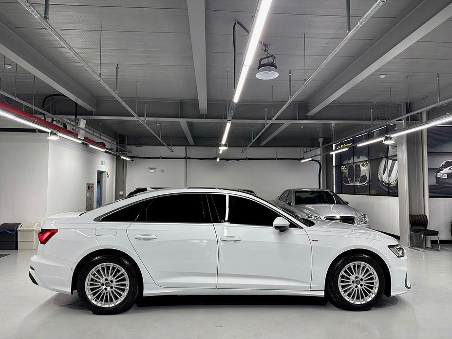 Audi A6 40 TDI Premium, 2021