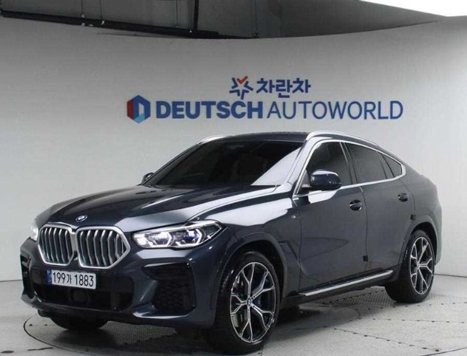 BMW X6 xDrive40i M Sport, 2022