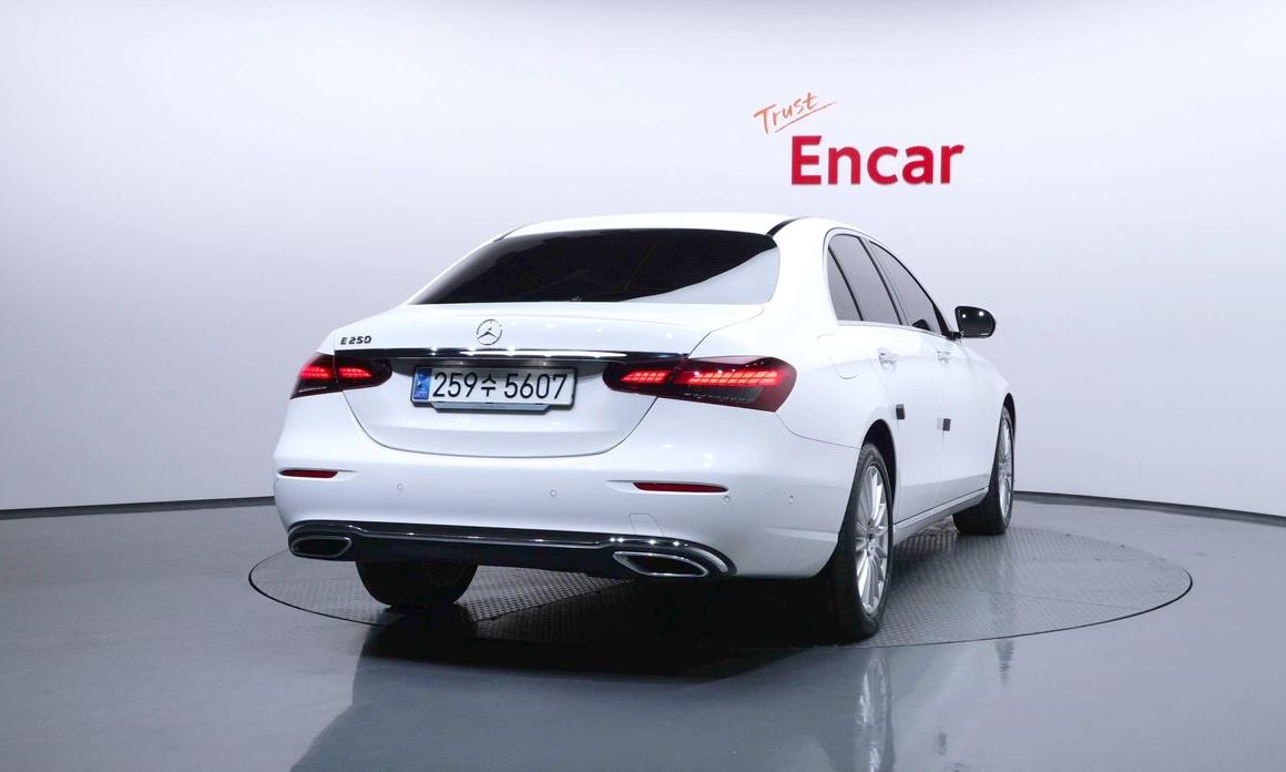 Mercedes-Benz E-Class E250 Exclusive, 2023