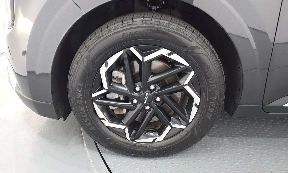 Kia Carnival 9-Seater Noblesse, 2024
