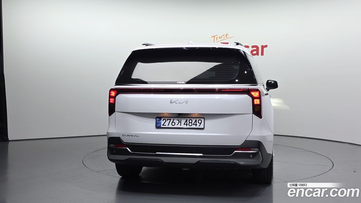 Kia Carnival 7-Seater Noblesse, 2025