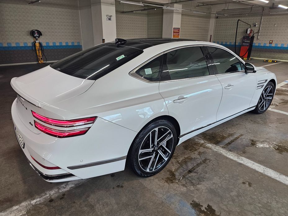 Genesis G80 Gasoline 2.5 Turbo AWD, 2025