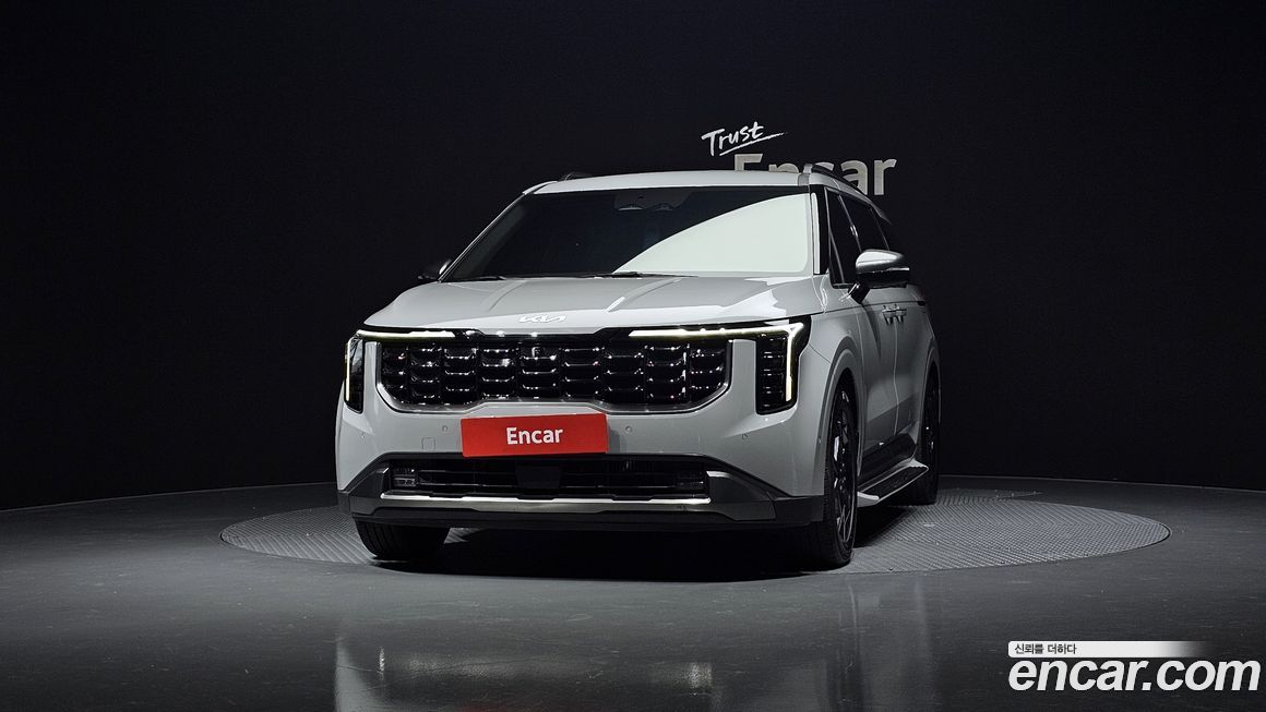 Kia Carnival 9-Seater Gravity, 2025