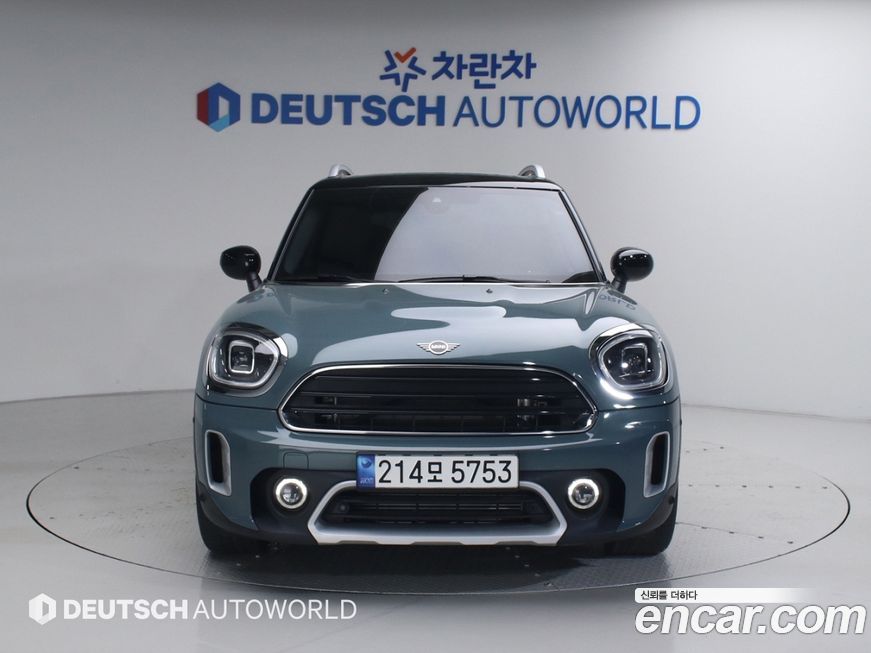 Mini Countryman Classic Plus Launch Pack, 2023