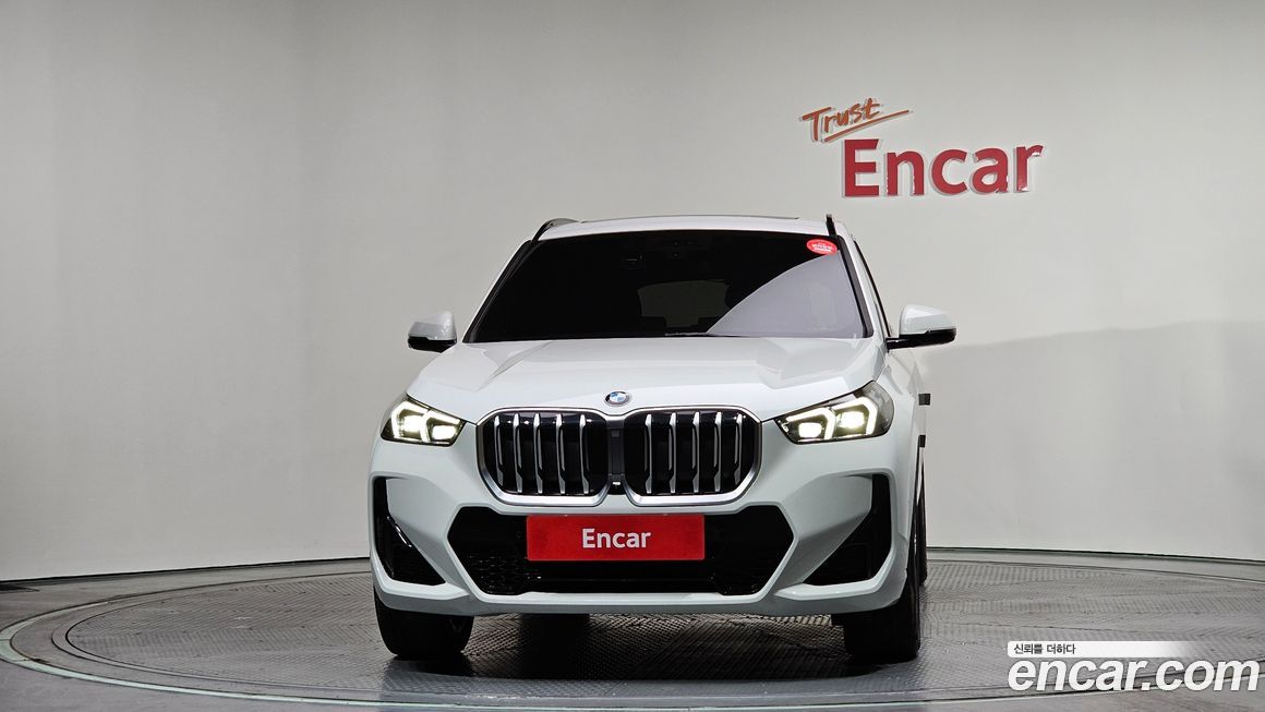 BMW X1 xDrive 20i M Sport, 2024