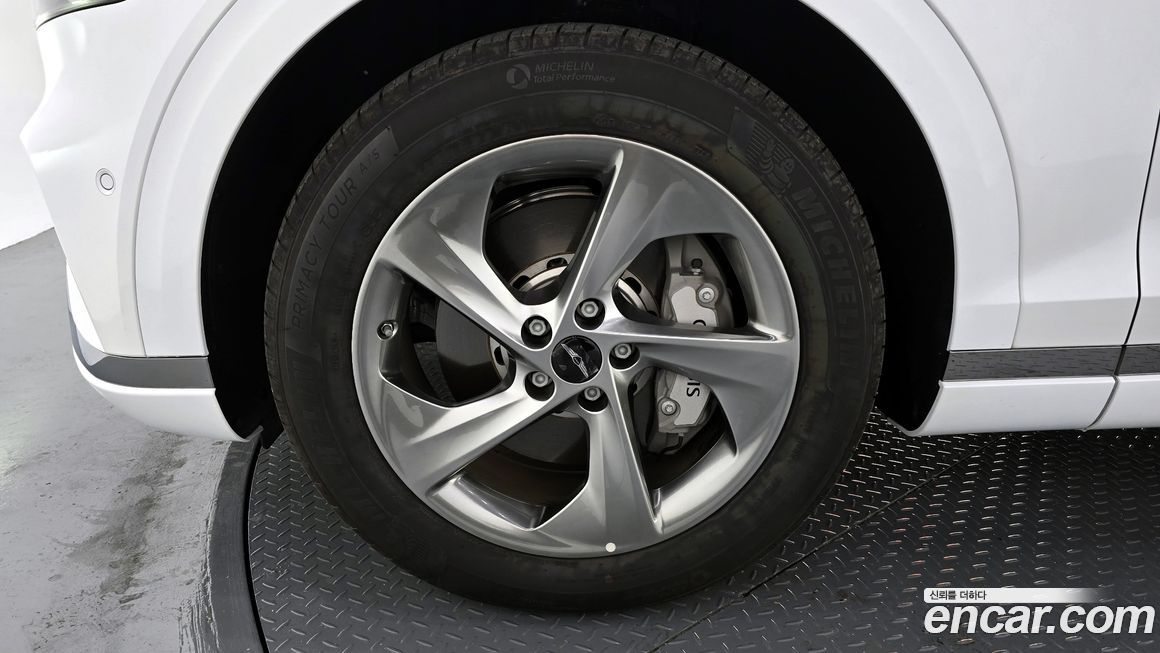 Genesis GV70 2.5T Gasoline 2WD, 2025