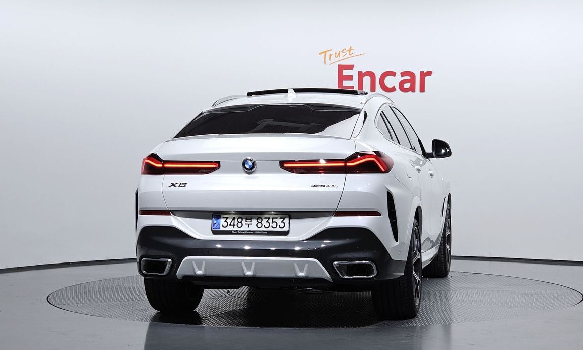 BMW X6 xDrive40i M Sport, 2023