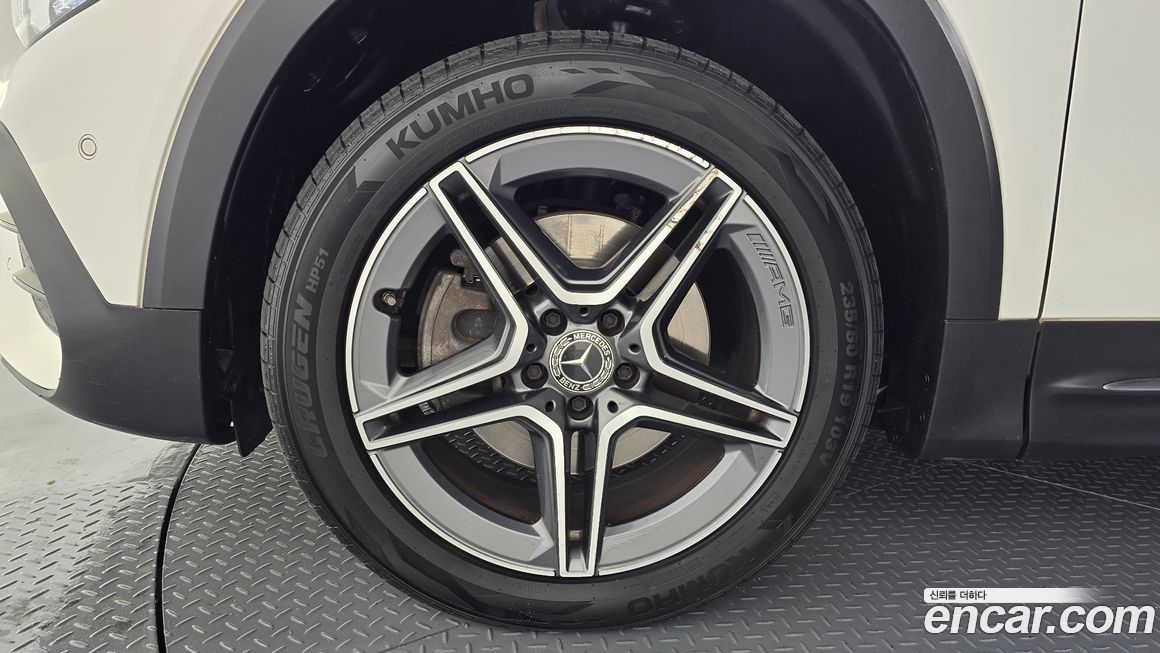 Mercedes-Benz GLB-Class GLB250 4MATIC, 2021