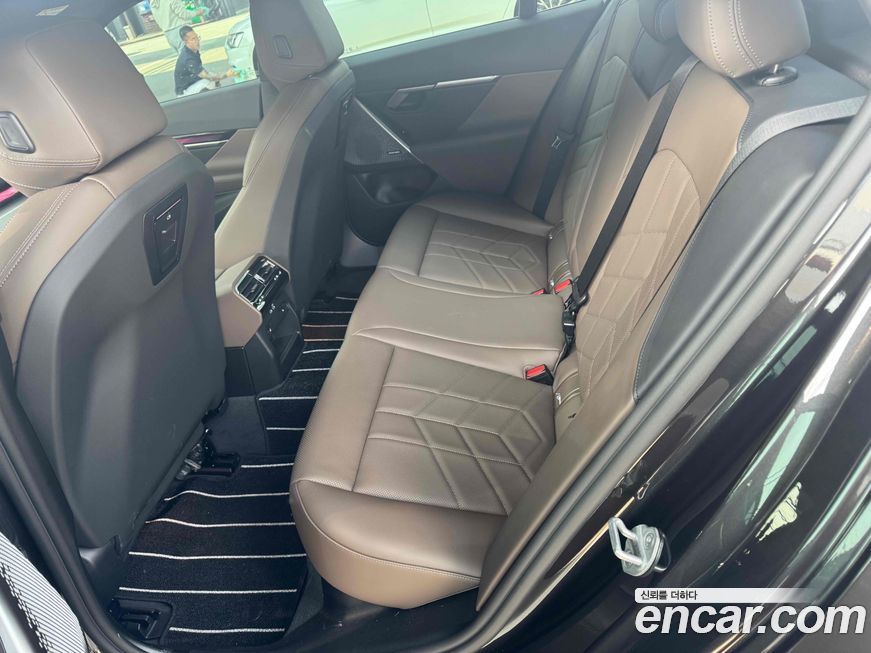 BMW 5-Series 520i M Sport, 2025