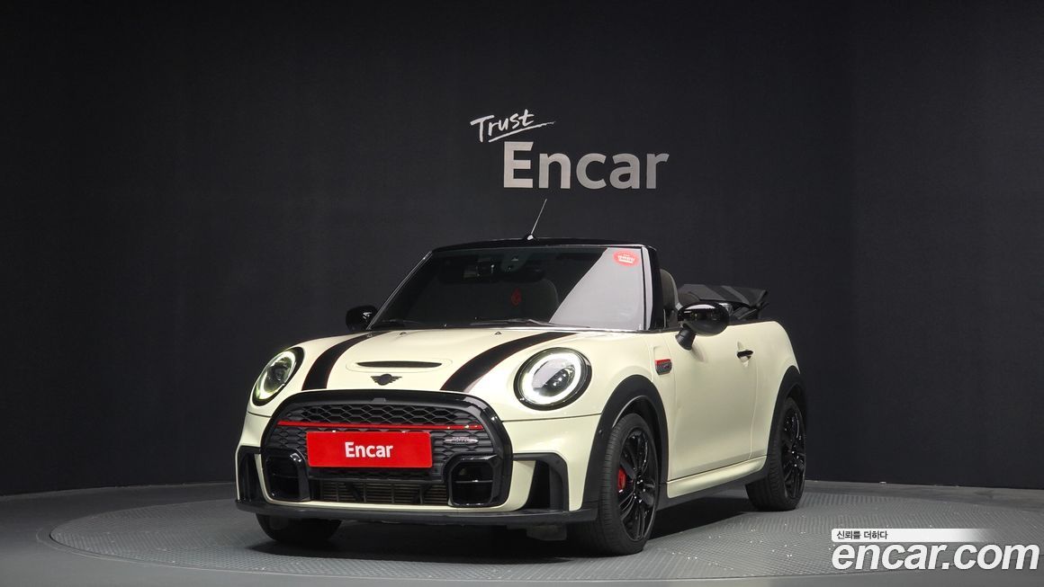 Mini Cooper Convertible JCW, 2022