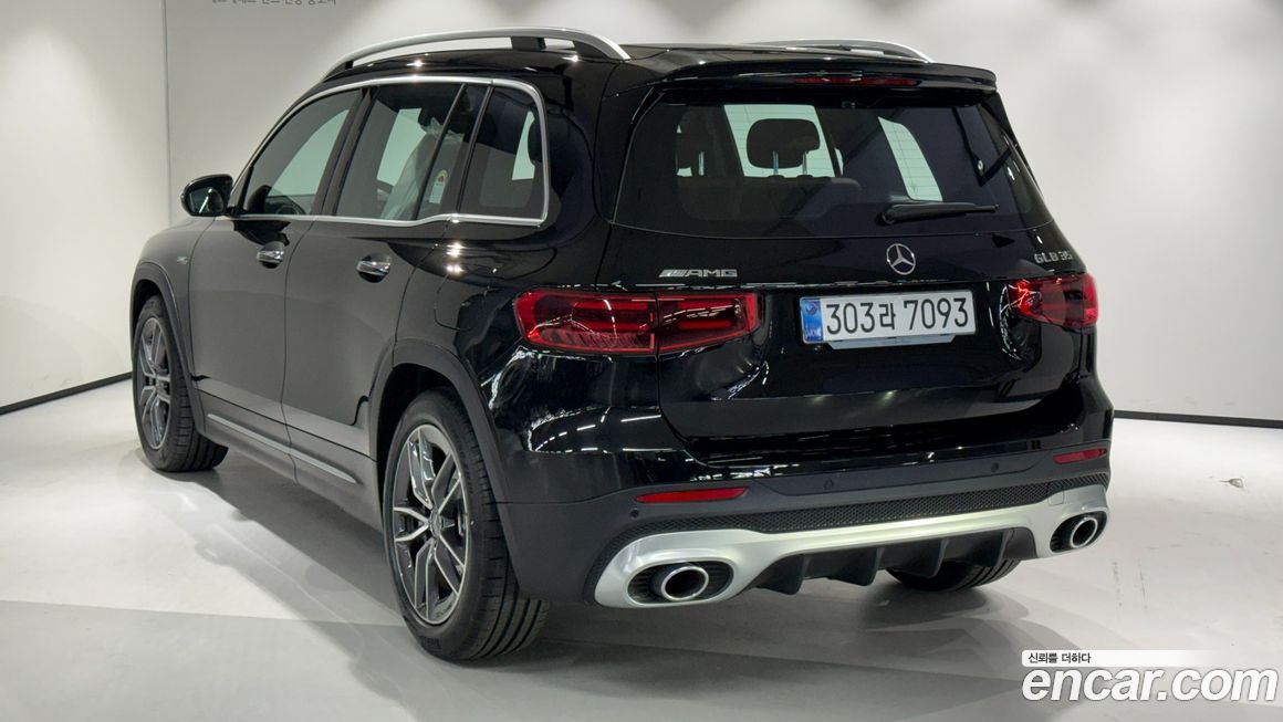 Mercedes-Benz GLB-Class AMG GLB35 4MATIC, 2025