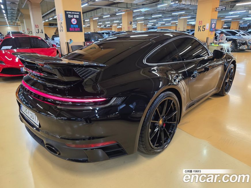 Porsche 911 Carrera S, 2024