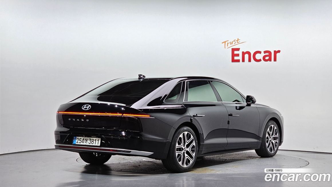 Hyundai Grandeur 2,5 Gasoline 2WD, 2023
