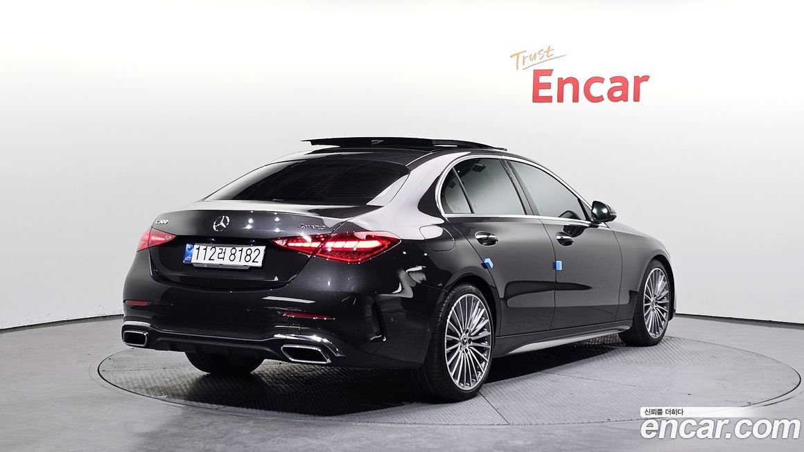 Mercedes-Benz C-Class C300 4MATIC AMG Line, 2023