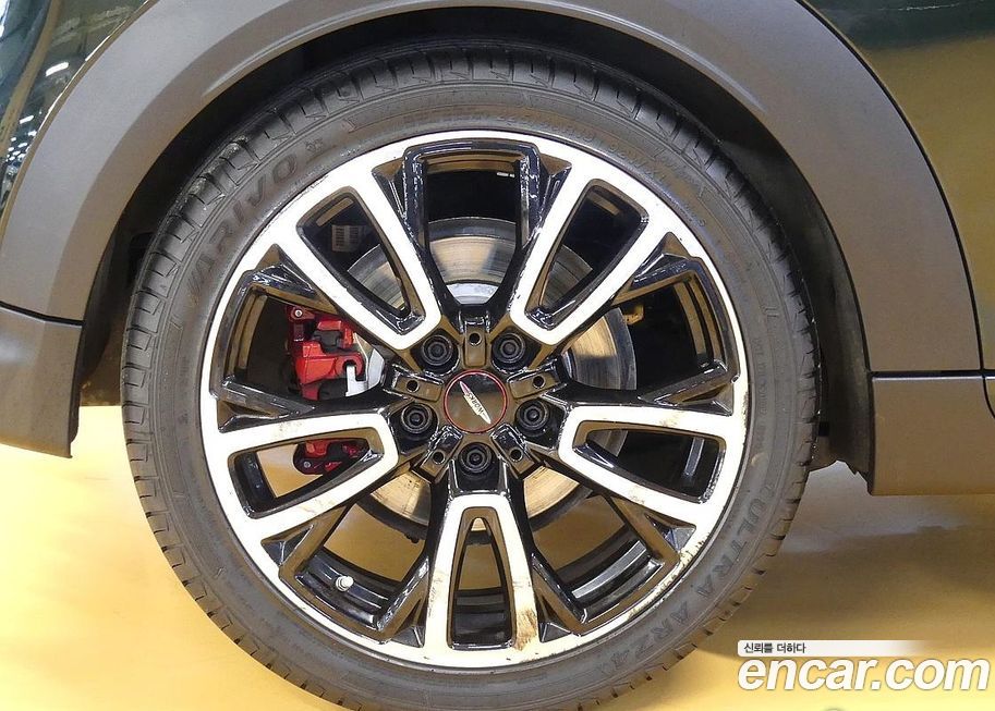 Mini Cooper JCW, 2023