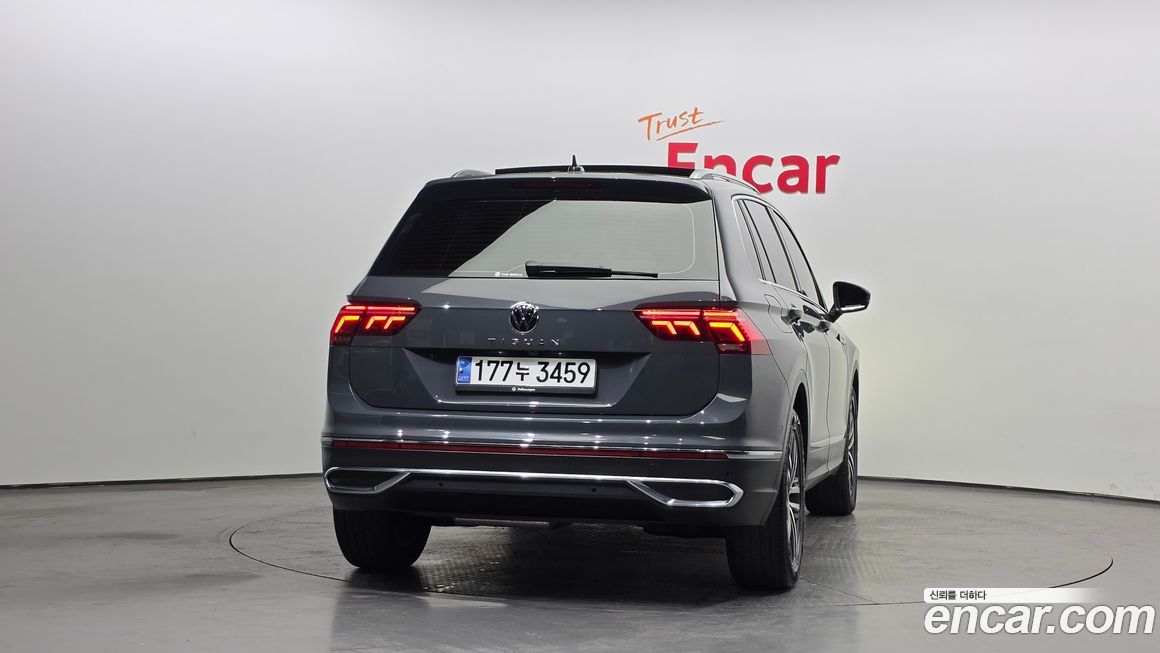 Volkswagen Tiguan 2.0 TDI Prestige, 2023