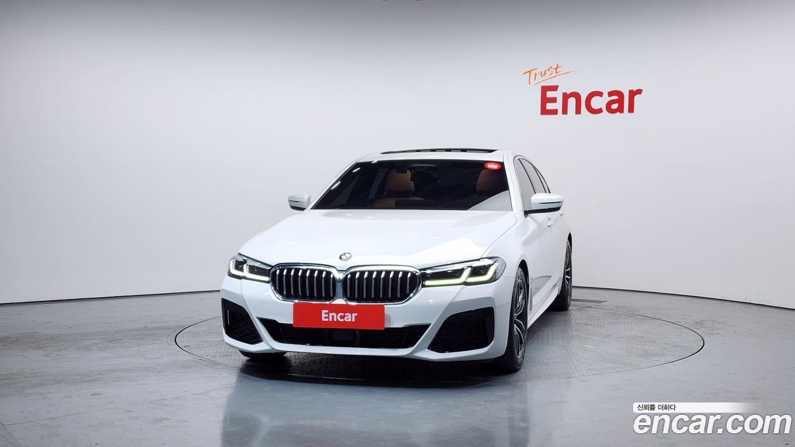 BMW 5-Series 520i M Sport, 2022