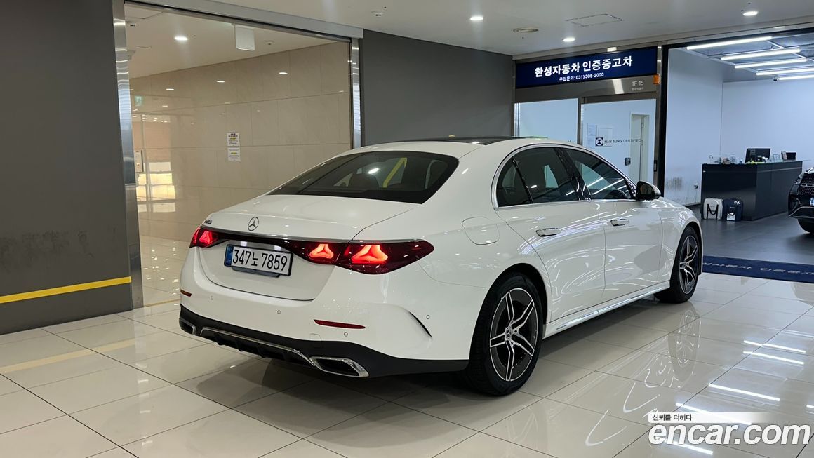 Mercedes-Benz E-Class E200 AMG Line, 2026