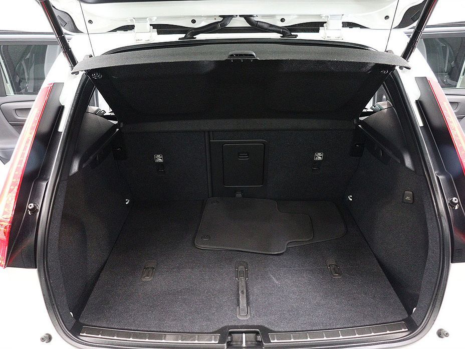 Volvo XC40 B4 Ultimate Bright, 2023
