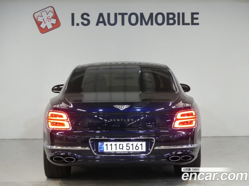 Bentley Flying Spur 4.0 Azure, 2023