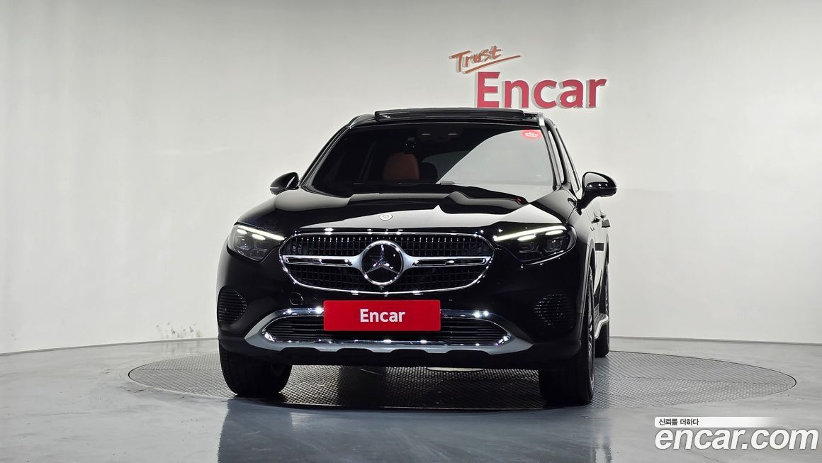 Mercedes-Benz GLC-Class GLC 300 4MATIC Avantgarde, 2025