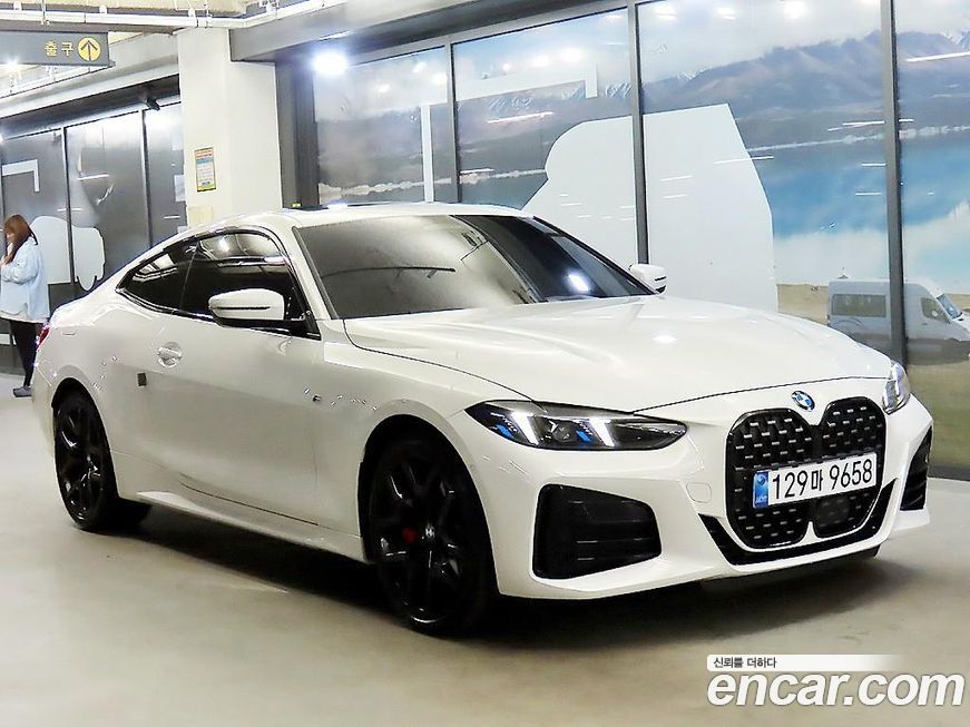 BMW 4-Series 420i M Sport Pro Coupe, 2025