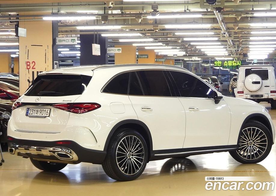 Mercedes-Benz GLC-Class GLC300 4MATIC AMG Line, 2024