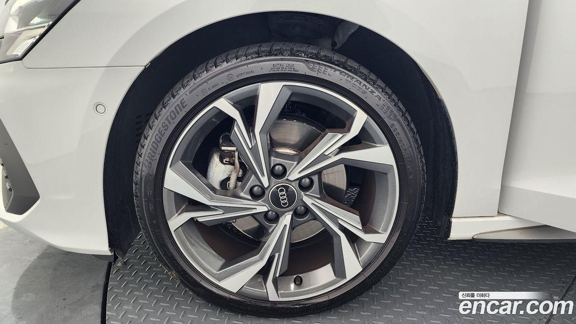 Audi A3 40 TFSI Premium, 2023