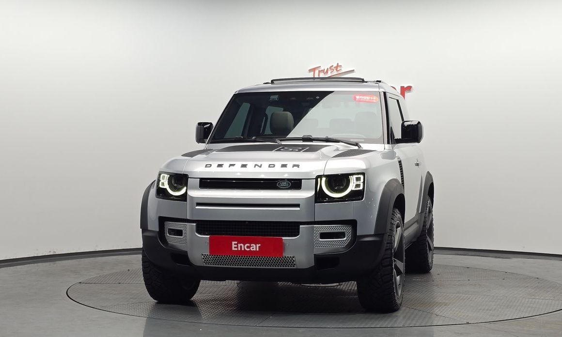 Land Rover Defender 90 D250 SE, 2022