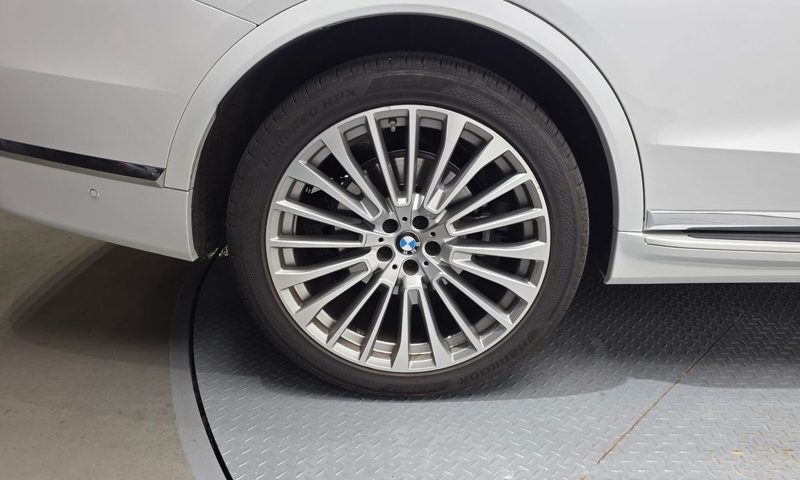 BMW X7 xDrive 40i Design Pure Excellence 6-Seater, 2024