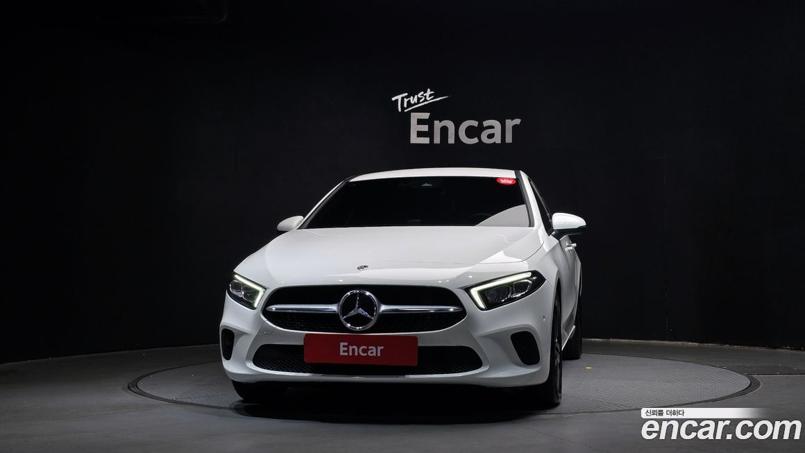 Mercedes-Benz A-Class A220 Sedan, 2022