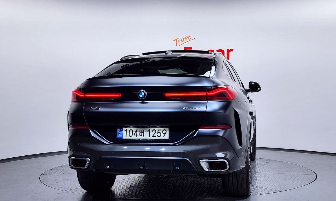 BMW X6 xDrive40i M Sport, 2024